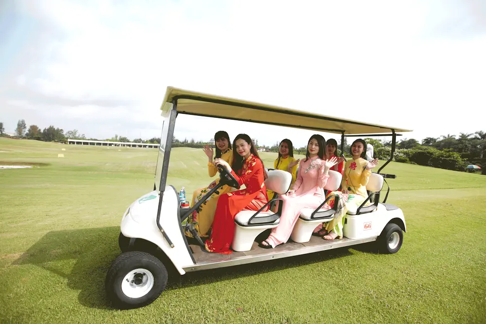 JG Golf Vietnam 为 Wilson Tour Staff 模型球提供超值促销